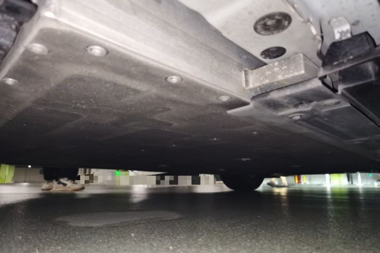 Used Avatr 06 2025 Pro All-Electric Version Chassis Rear Right