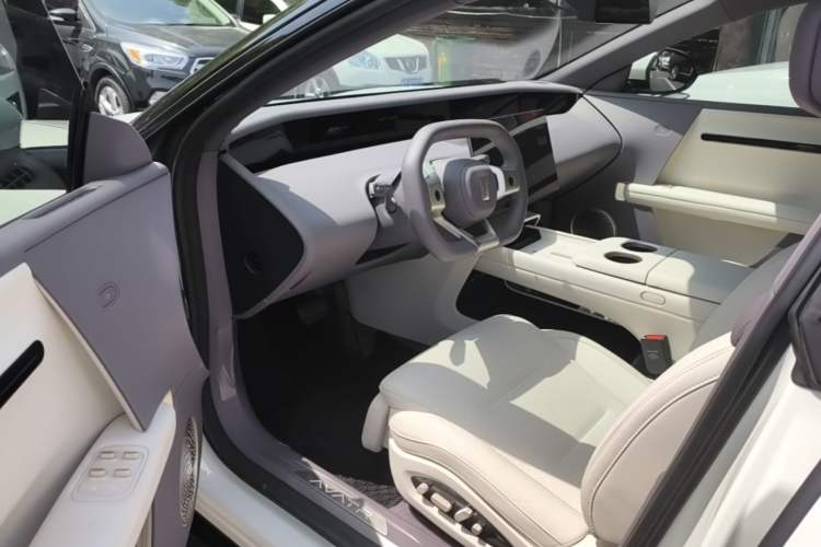 Used Avatr 06 2025 Max All-Electric Version Driver Seat