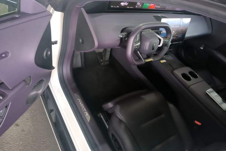 Used Avatr 06 2025 Ultra Pure Electric Edition Driver Seat
