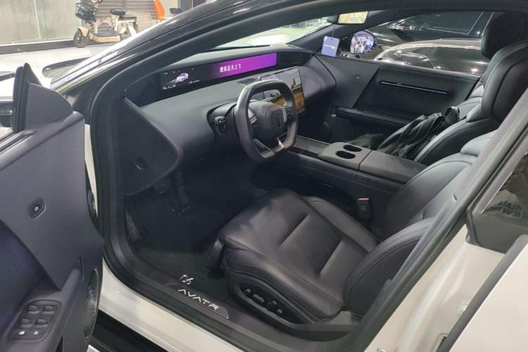 Used Avatr 06 2025 Ultra Pure Electric Edition Driver Seat
