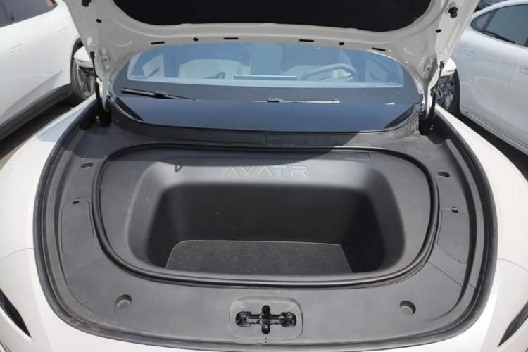Used Avatr 06 2025 Max All-Electric Version Engine Bay
