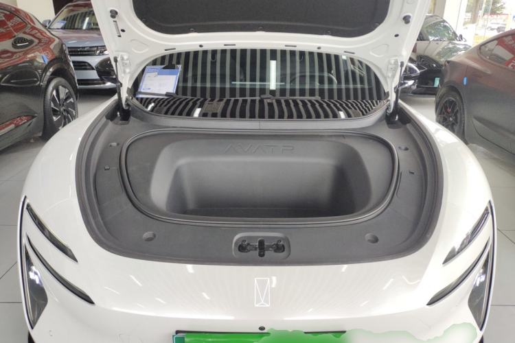 Used Avatr 06 2025 Ultra Pure Electric Edition Engine Bay