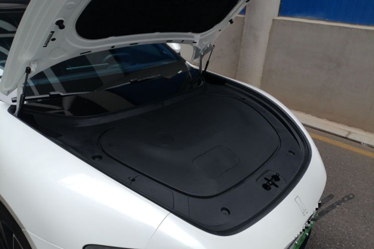 Used Avatr 06 2025 Max Extended-Range Edition Engine Bay