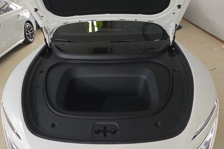 Used Avatr 06 2025 Ultra Pure Electric Edition Engine Bay