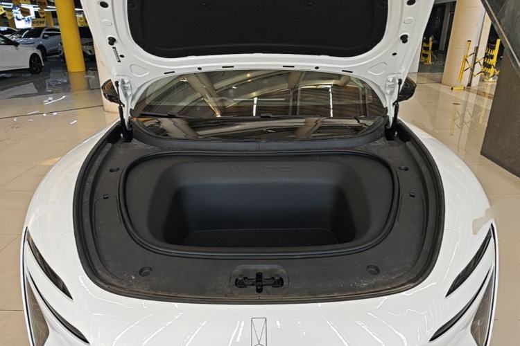 Used Avatr 06 2025 Ultra Pure Electric Edition Engine Bay