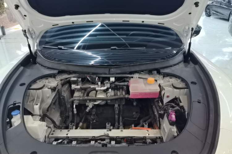 Used Avatr 06 2025 Ultra Pure Electric Edition Engine Bay
