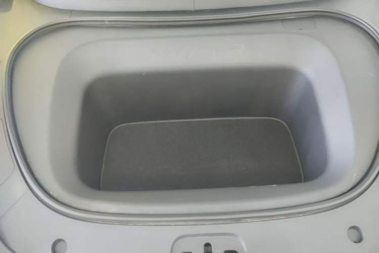 Used Avatr 06 2025 Ultra Pure Electric Edition Engine Bay