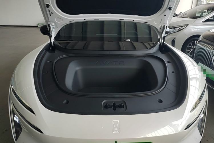 Used Avatr 06 2025 Ultra Pure Electric Edition Engine Bay