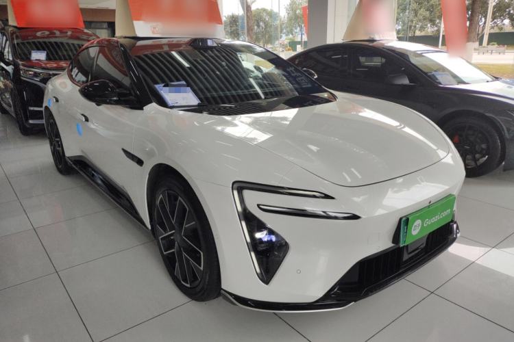 Used Avatr 06 2025 Ultra Pure Electric Edition Exterior 1