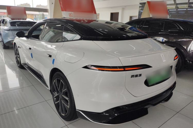 Used Avatr 06 2025 Ultra Pure Electric Edition Exterior 2