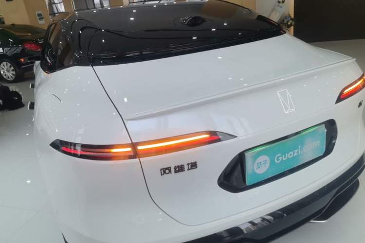 Used Avatr 06 2025 Ultra Pure Electric Edition Exterior 2