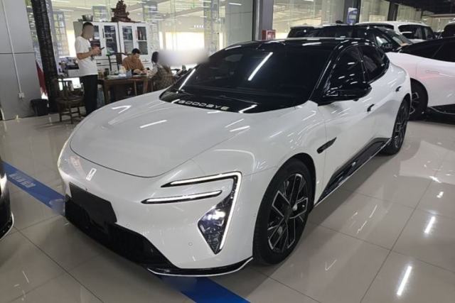 Used Avatr 06 2025 Ultra Pure Electric Edition