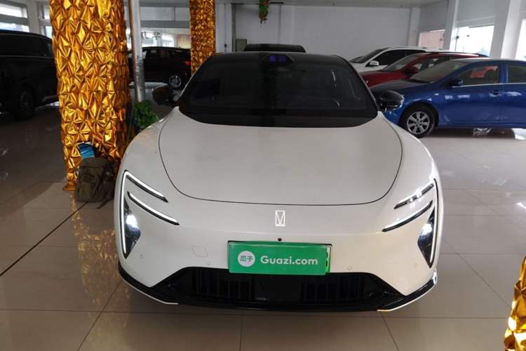 Used Avatr 06 2025 Ultra Pure Electric Edition Front