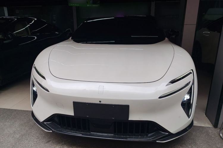 Used Avatr 06 2025 Ultra Pure Electric Edition Front