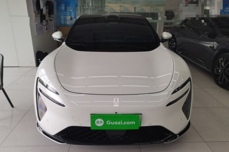 Used Avatr 06 2025 Max Extended-Range Edition Front