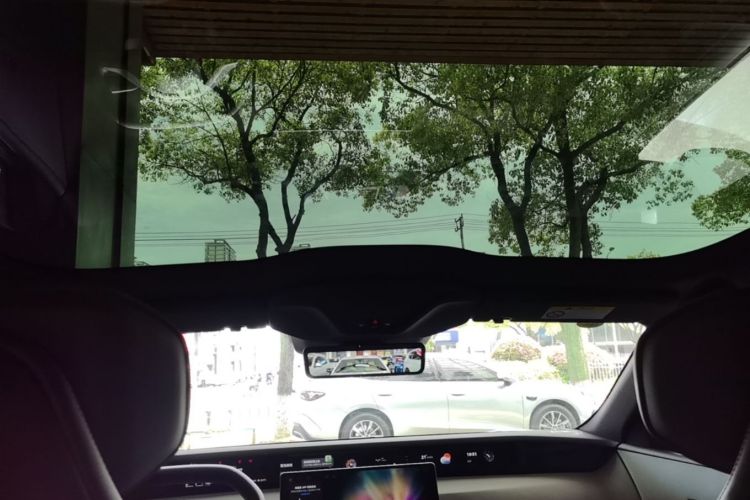 Used Avatr 06 2025 Ultra Pure Electric Edition Headliner