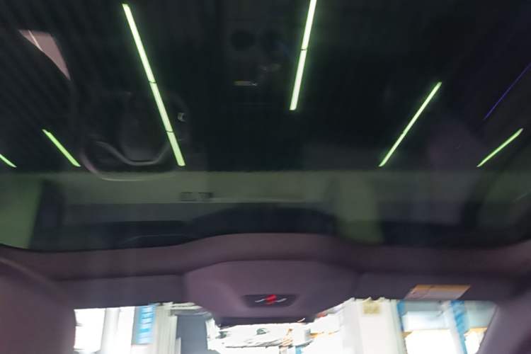 Used Avatr 06 2025 Ultra Pure Electric Edition Headliner