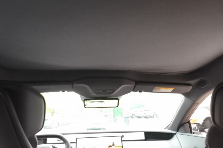 Used Avatr 06 2025 Ultra Pure Electric Edition Headliner