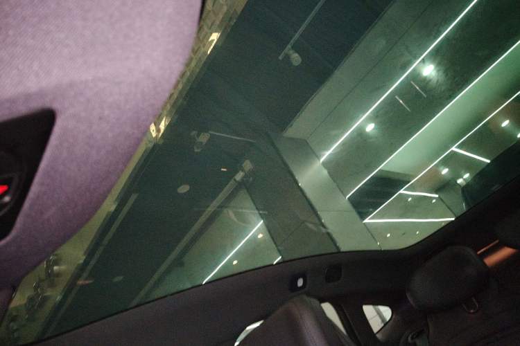 Used Avatr 06 2025 Ultra Pure Electric Edition Headliner