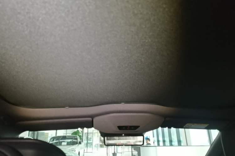 Used Avatr 06 2025 Max Extended-Range Edition Headliner