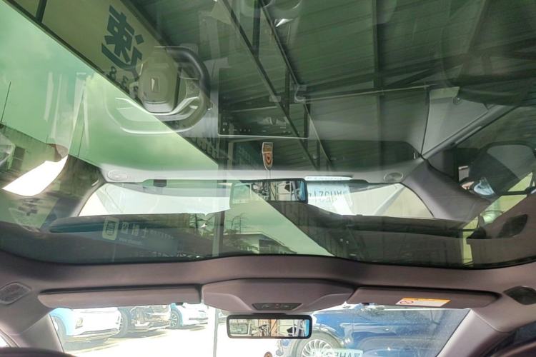 Used Avatr 06 2025 Ultra Pure Electric Edition Headliner