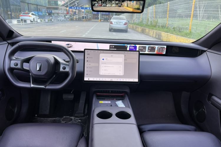 Used Avatr 06 2025 Ultra Pure Electric Edition Interior 1