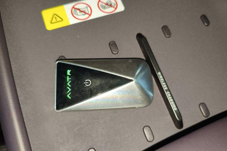 Used Avatr 06 2025 Ultra Pure Electric Edition Interior 1