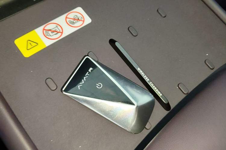 Used Avatr 06 2025 Ultra Pure Electric Edition Interior 1