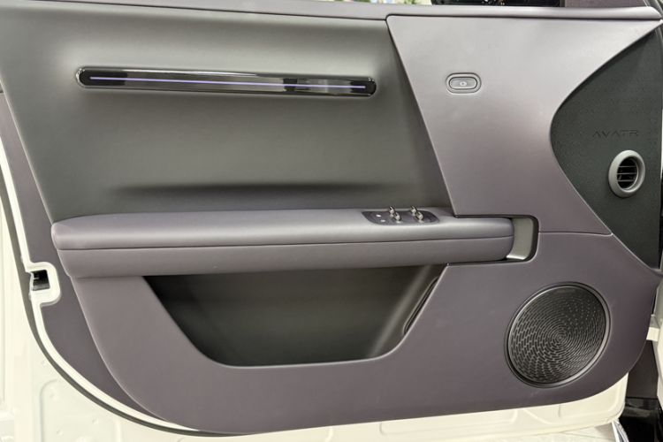 Used Avatr 06 2025 Ultra Pure Electric Edition Interior 2