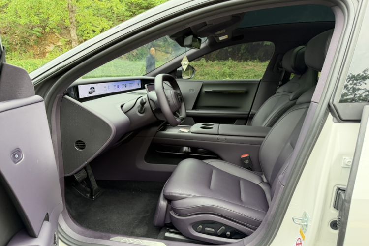 Used Avatr 06 2025 Ultra Pure Electric Edition Interior 3