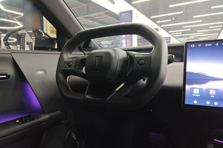 Used Avatr 06 2025 Ultra Pure Electric Edition Interior 5