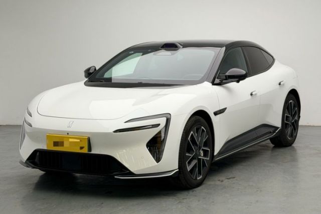 Used Avatr 06 2025 Ultra Pure Electric Edition