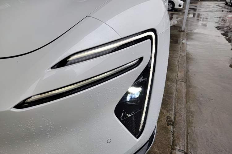 Used Avatr 06 2025 Ultra Pure Electric Edition Left Front Headlight
