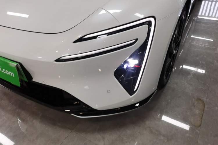 Used Avatr 06 2025 Ultra Pure Electric Edition Left Front Headlight
