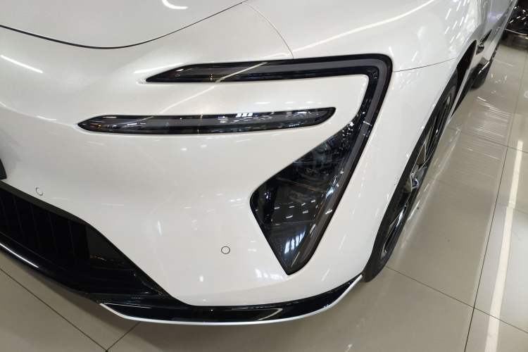 Used Avatr 06 2025 Ultra Pure Electric Edition Left Front Headlight
