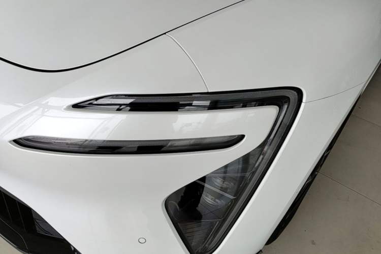 Used Avatr 06 2025 Ultra Pure Electric Edition Left Front Headlight