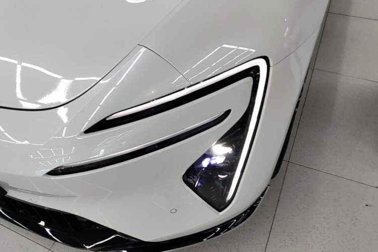 Used Avatr 06 2025 Ultra Pure Electric Edition Left Front Headlight