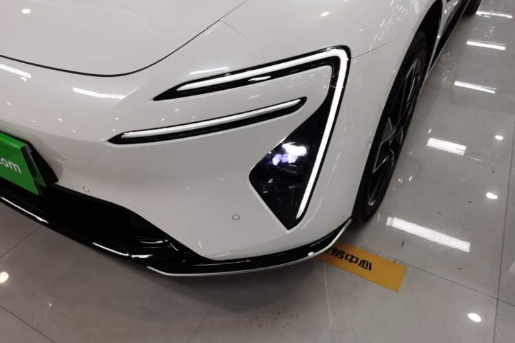 Used Avatr 06 2025 Ultra Pure Electric Edition Left Front Headlight