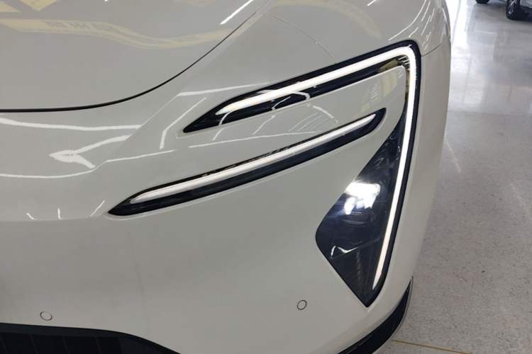 Used Avatr 06 2025 Ultra Pure Electric Edition Left Front Headlight