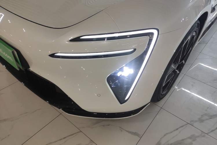 Used Avatr 06 2025 Ultra Pure Electric Edition Left Front Headlight