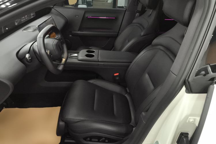 Used Avatr 06 2025 Ultra Pure Electric Edition Left Front Seat