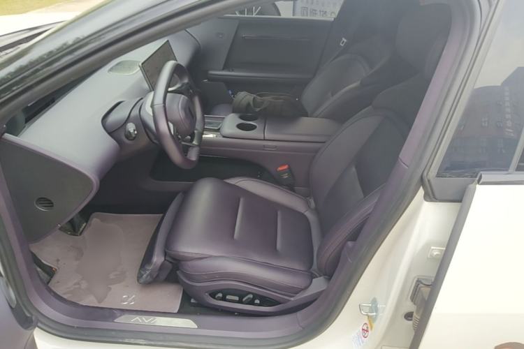 Used Avatr 06 2025 Ultra Pure Electric Edition Left Front Seat