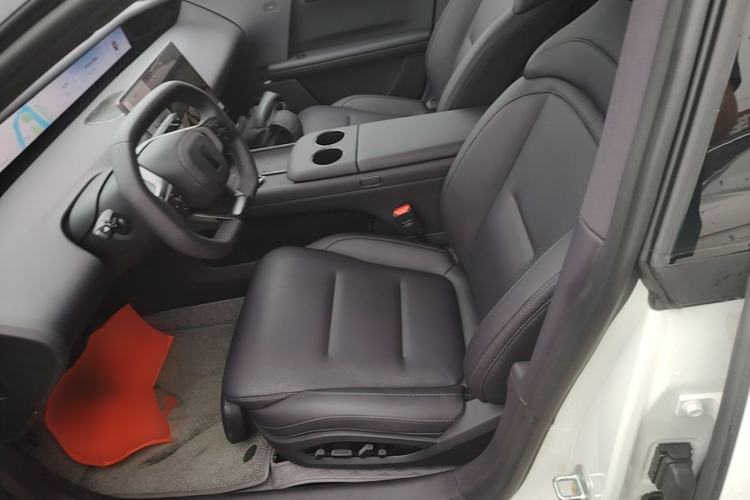 Used Avatr 06 2025 Ultra Pure Electric Edition Left Front Seat