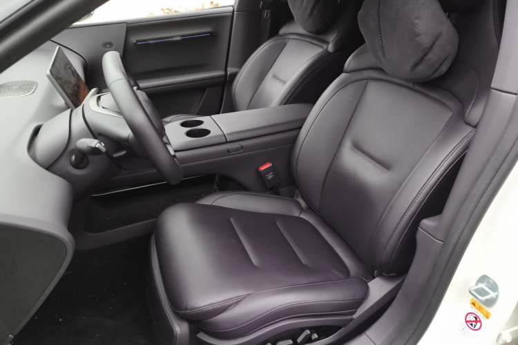 Used Avatr 06 2025 Ultra Pure Electric Edition Left Front Seat
