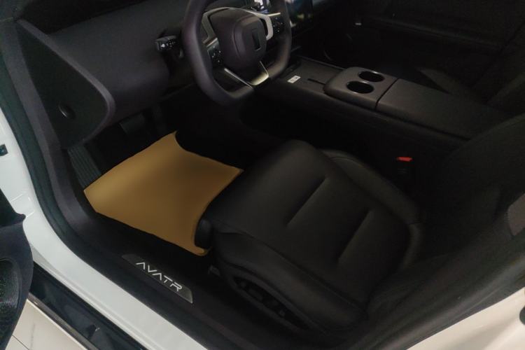 Used Avatr 06 2025 Ultra Pure Electric Edition Left Front Seat