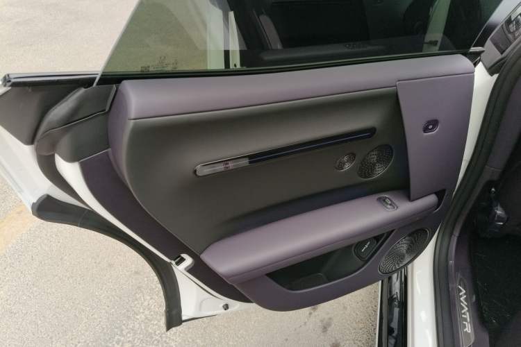 Used Avatr 06 2025 Ultra Pure Electric Edition Left Rear Door Interior