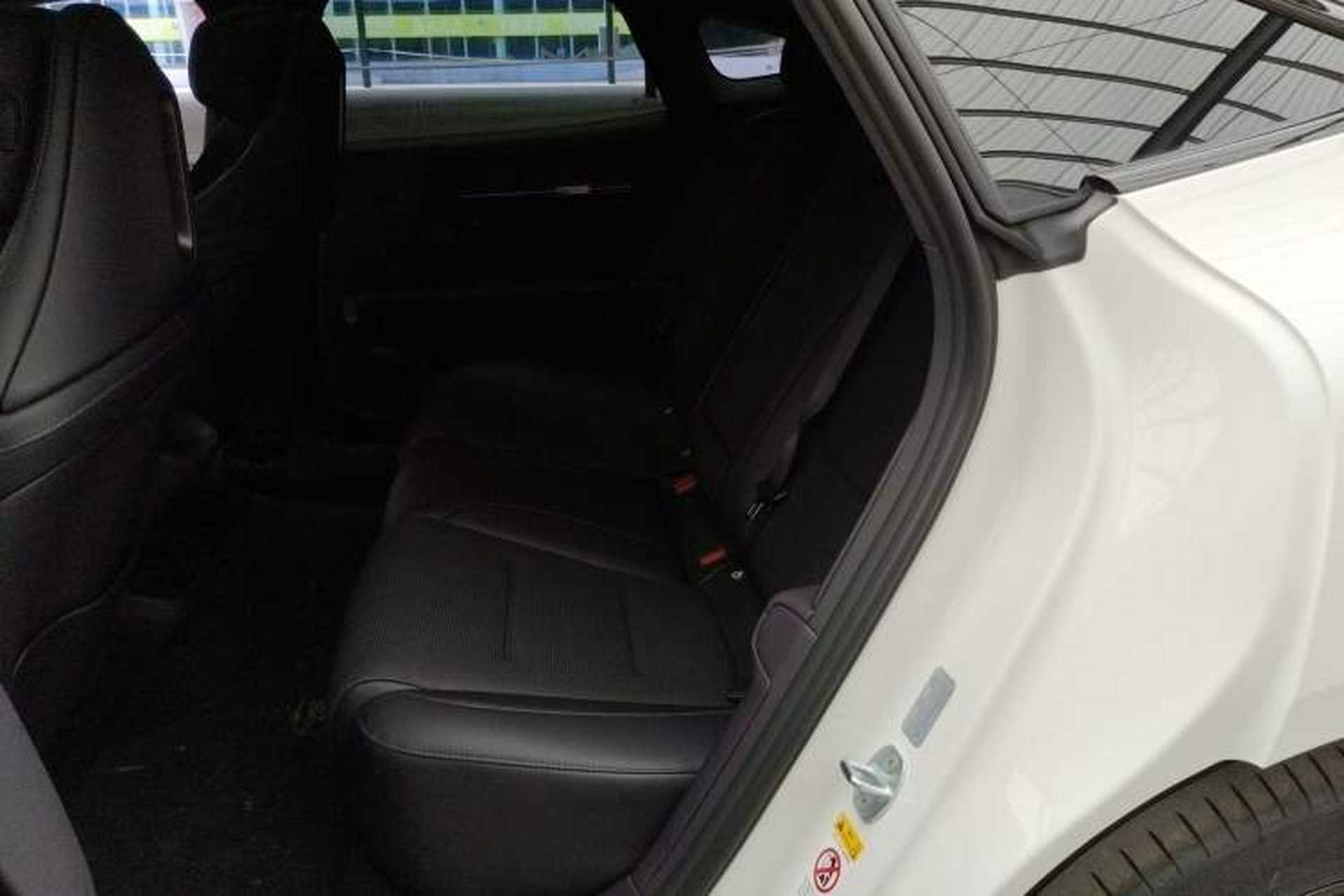 Used Avatr 06 2025 Ultra Pure Electric Edition Left Rear Seat