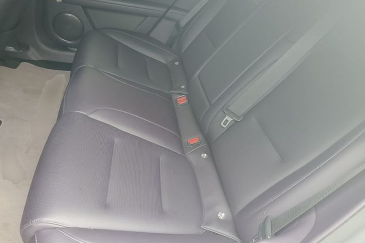 Used Avatr 06 2025 Ultra Pure Electric Edition Left Rear Seat