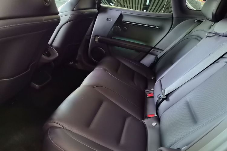 Used Avatr 06 2025 Ultra Pure Electric Edition Left Rear Seat