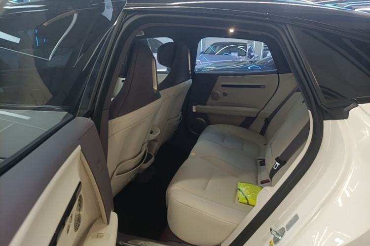 Used Avatr 06 2025 Max All-Electric Version Left Rear Seat